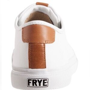 NWT Frye GIA Genuine white leather Y2K sneakers.Never worn.Brand new.Size 9.5